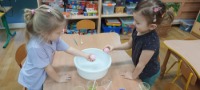 EDUKACJA PRZEZ SZTUKĘ W GRUPIE 5 - LATKÓW