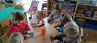 EDUKACJA PRZEZ SZTUKĘ W GRUPIE 5 - LATKÓW