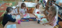 EDUKACJA PRZEZ SZTUKĘ W GRUPIE 5 - LATKÓW